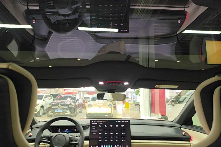 Used Xiaomi Auto SU7 2024 Rear-Drive Ultra-Long Range Advanced Pro-Level Intelligent Driving Version Headliner
