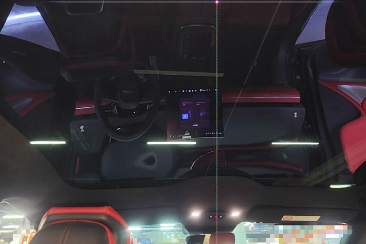 Used Xiaomi Auto SU7 2024 Four-Wheel Drive Ultra-Long Range Advanced Intelligent Driving Max Edition Headliner