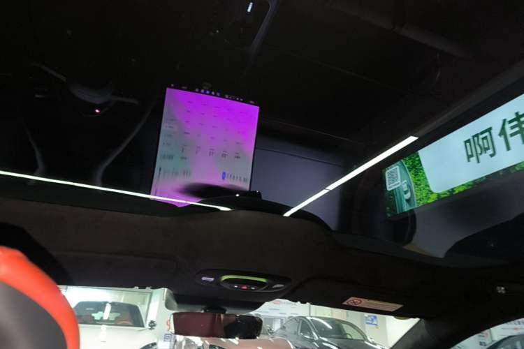 Used Xiaomi Auto SU7 2024 Four-Wheel Drive Ultra-Long Range Advanced Intelligent Driving Max Edition Headliner