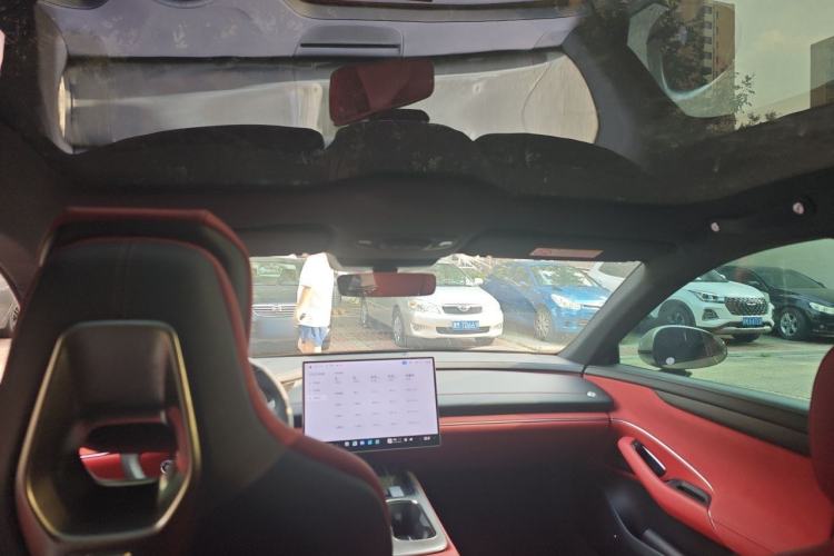 Used Xiaomi Auto SU7 2024 Rear-Drive Long-Range Intelligent Driving Version Headliner