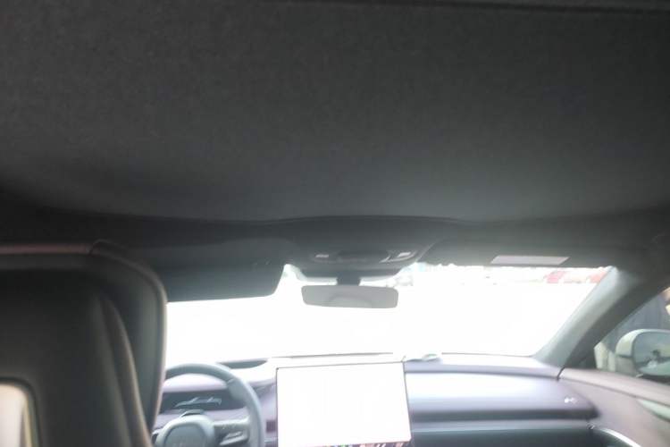 Used Xiaomi Auto SU7 2024 Four-Wheel Drive Ultra-Long Range Advanced Intelligent Driving Max Edition Headliner
