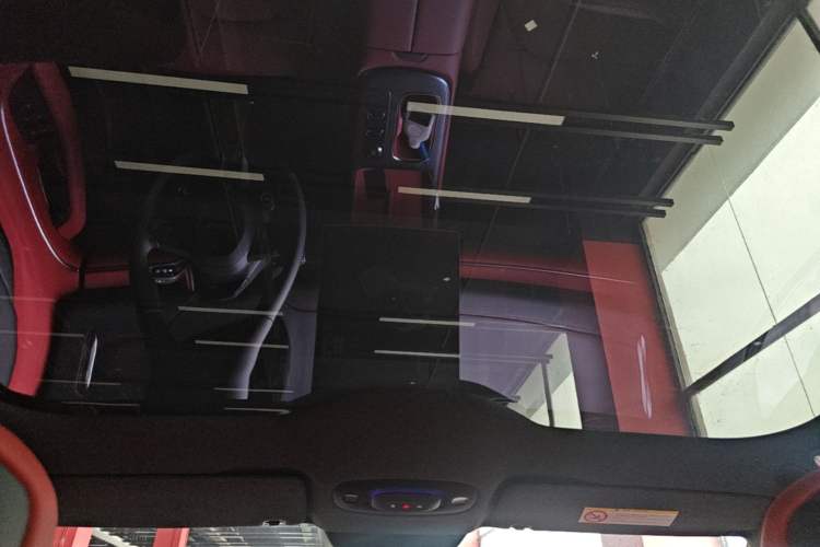 Used Xiaomi Auto SU7 2024 Rear-Drive Long-Range Intelligent Driving Version Headliner