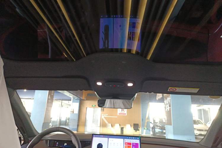 Used Xiaomi Auto SU7 2024 Rear-Drive Ultra-Long Range Advanced Pro-Level Intelligent Driving Version Headliner