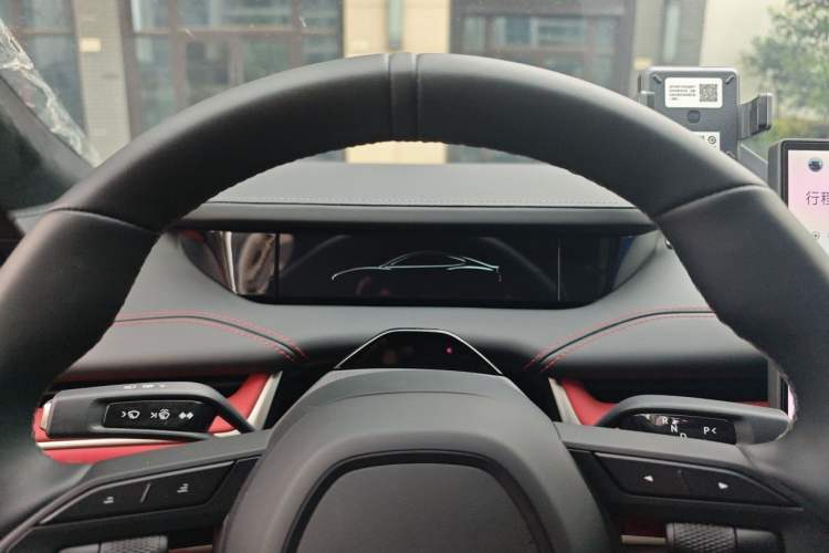 Used Xiaomi Auto SU7 2024 Four-Wheel Drive Ultra-Long Range Advanced Intelligent Driving Max Edition Instrument Cluster