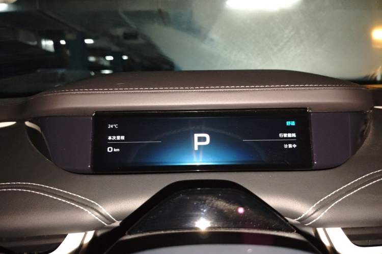Used Xiaomi Auto SU7 2024 Rear-Drive Ultra-Long Range Advanced Pro-Level Intelligent Driving Version Instrument Cluster