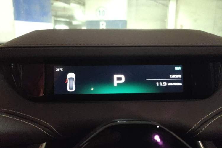 Used Xiaomi Auto SU7 2024 Four-Wheel Drive Ultra-Long Range Advanced Intelligent Driving Max Edition Instrument Cluster