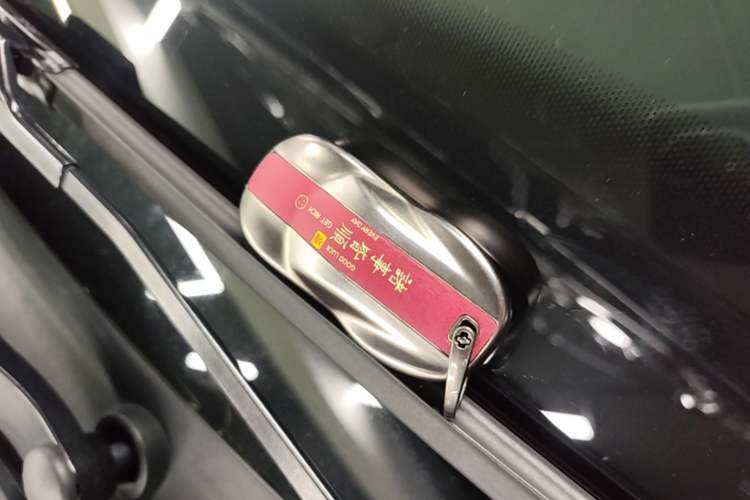 Used Xiaomi Auto SU7 2024 Four-Wheel-Drive Max Founder's Edition Interior 1