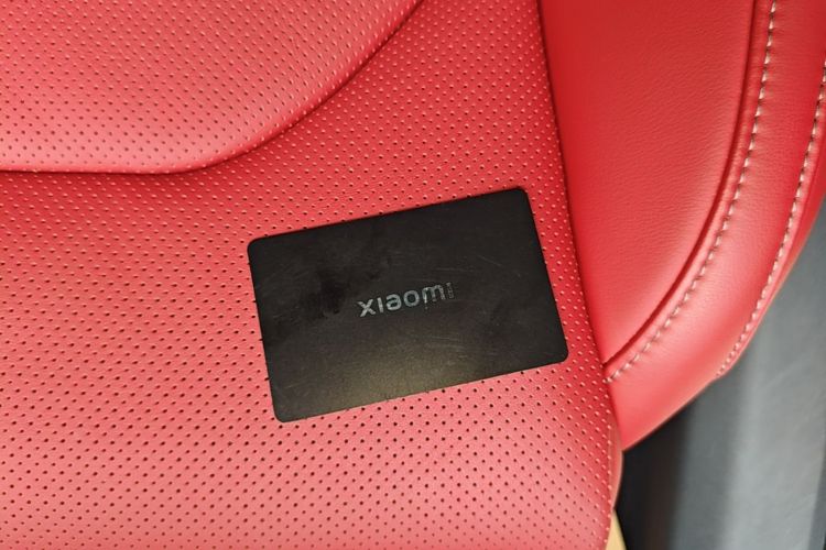 Used Xiaomi Auto SU7 2024 Rear-Drive Long-Range Intelligent Driving Version Interior 1
