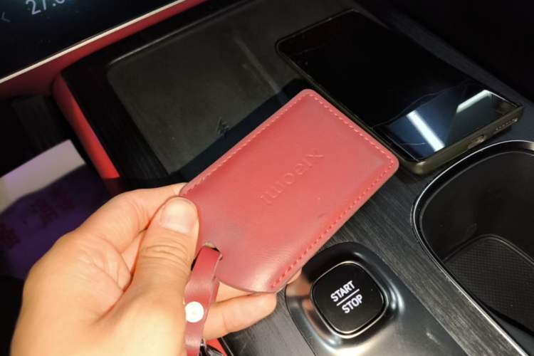 Used Xiaomi Auto SU7 2024 Rear-Drive Long-Range Intelligent Driving Version Interior 1