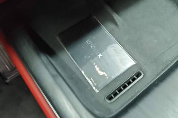 Used Xiaomi Auto SU7 2024 Rear-Drive Long-Range Intelligent Driving Version Interior 1