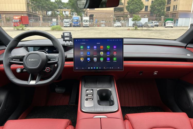 Used Xiaomi Auto SU7 2024 Rear-Drive Ultra-Long Range Advanced Pro-Level Intelligent Driving Version Interior 1