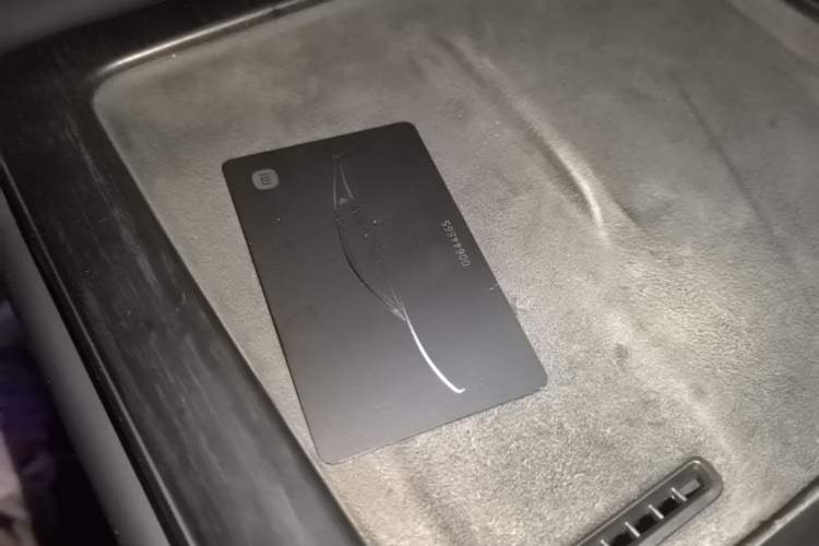 Used Xiaomi Auto SU7 2024 Rear-Drive Long-Range Intelligent Driving Version Interior 1