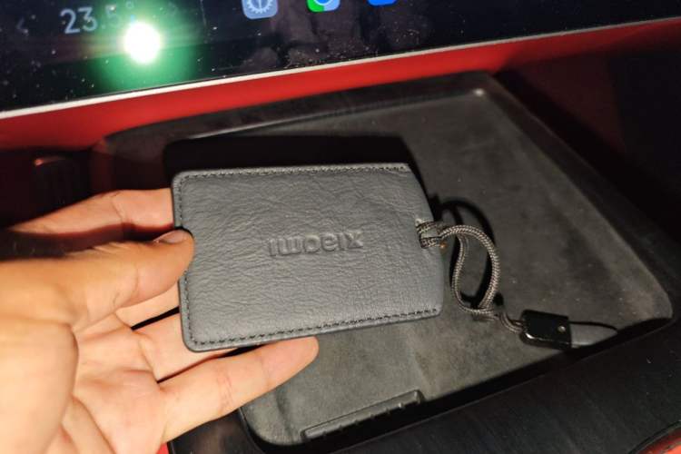 Used Xiaomi Auto SU7 2024 Four-Wheel-Drive Max Founder's Edition Interior 1