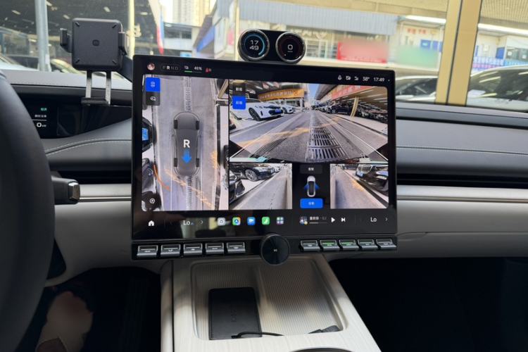 Used Xiaomi Auto SU7 2024 Rear-Drive Long-Range Intelligent Driving Version Interior 10
