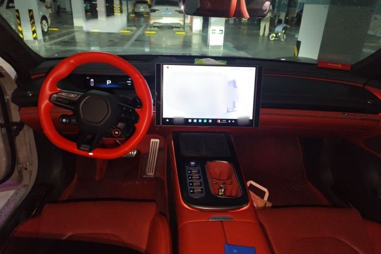 Used Xiaomi Auto SU7 2024 Four-Wheel-Drive Max Founder's Edition Interior 2