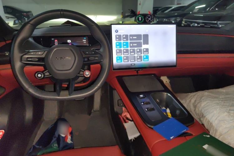 Used Xiaomi Auto SU7 2024 Rear-Drive Long-Range Intelligent Driving Version Interior 2