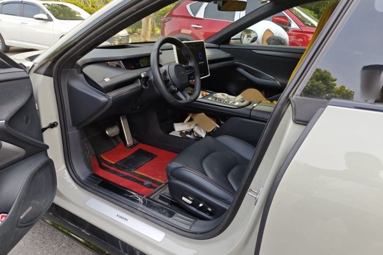 Used Xiaomi Auto SU7 2024 Four-Wheel-Drive Max Founder's Edition Interior 3