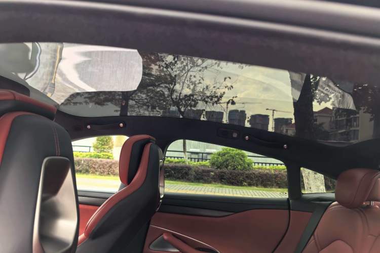 Used Xiaomi Auto SU7 2024 Rear-Drive Long-Range Intelligent Driving Version Interior 3