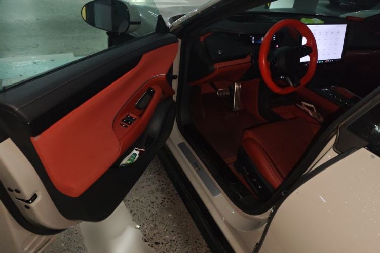 Used Xiaomi Auto SU7 2024 Four-Wheel-Drive Max Founder's Edition Interior 3