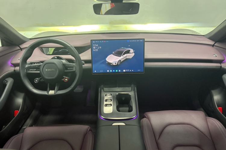 Used Xiaomi Auto SU7 2024 Rear-Drive Long-Range Intelligent Driving Version Interior 4