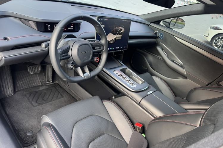 Used Xiaomi Auto SU7 2024 Rear-Drive Ultra-Long Range Advanced Pro-Level Intelligent Driving Version Interior 6