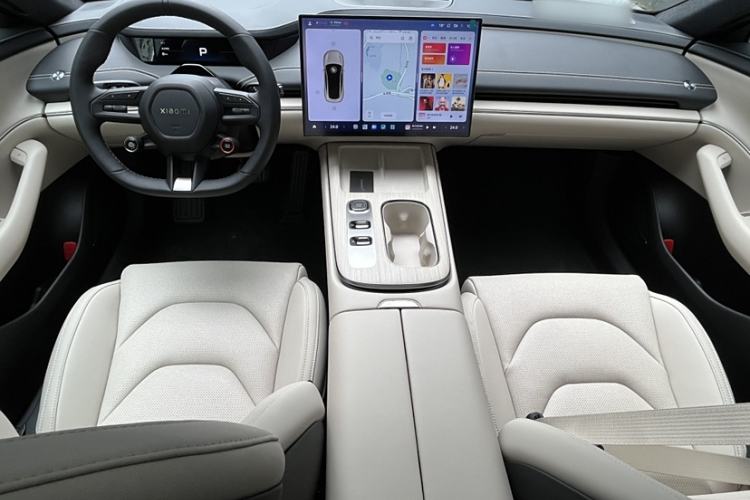 Used Xiaomi Auto SU7 2024 Rear-Drive Long-Range Intelligent Driving Version Interior 9
