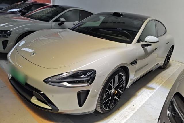 Used Xiaomi Auto SU7 2024 Four-Wheel Drive Ultra-Long Range Advanced Intelligent Driving Max Edition