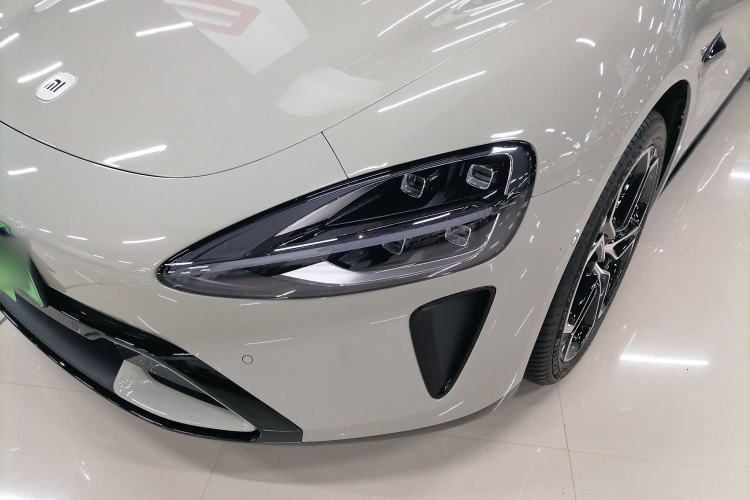Used Xiaomi Auto SU7 2024 Rear-Drive Long-Range Intelligent Driving Version Left Front Headlight