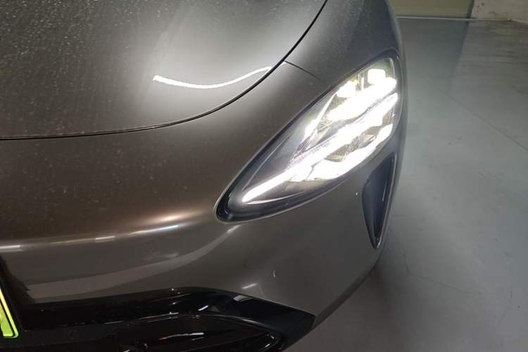 Used Xiaomi Auto SU7 2024 Four-Wheel-Drive Max Founder's Edition Left Front Headlight