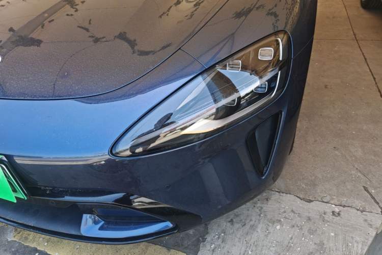 Used Xiaomi Auto SU7 2024 Rear-Drive Ultra-Long Range Advanced Pro-Level Intelligent Driving Version Left Front Headlight