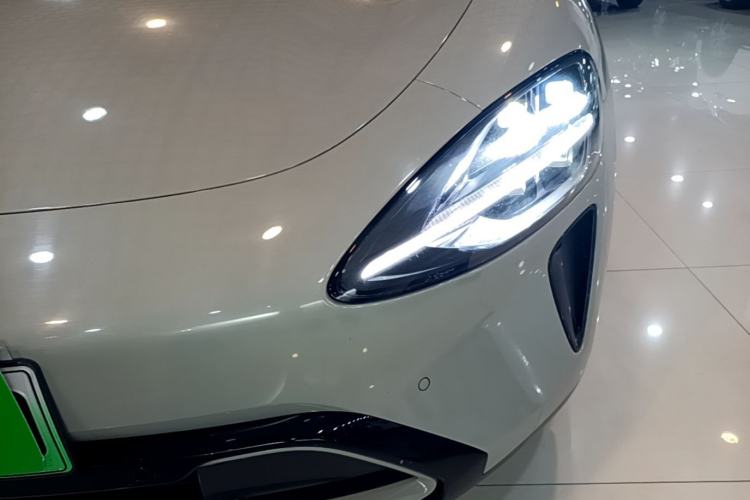 Used Xiaomi Auto SU7 2024 Rear-Drive Long-Range Intelligent Driving Version Left Front Headlight