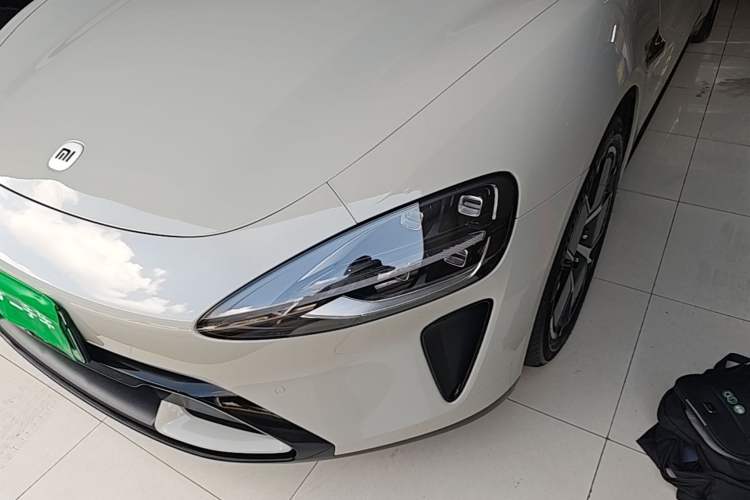 Used Xiaomi Auto SU7 2024 Rear-Drive Ultra-Long Range Advanced Pro-Level Intelligent Driving Version Left Front Headlight