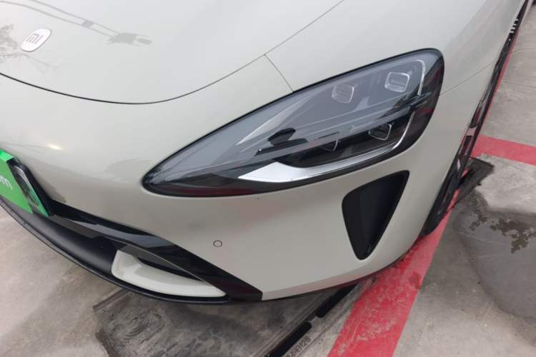 Used Xiaomi Auto SU7 2024 Rear-Drive Long-Range Intelligent Driving Version Left Front Headlight