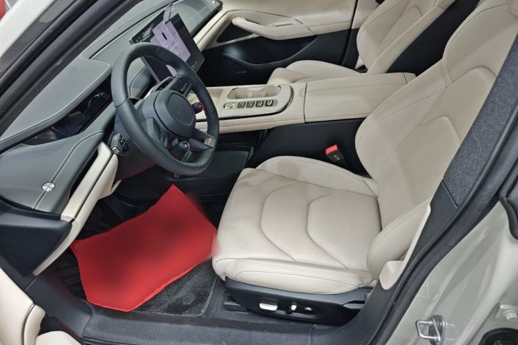 Used Xiaomi Auto SU7 2024 Rear-Drive Ultra-Long Range Advanced Pro-Level Intelligent Driving Version Left Front Seat