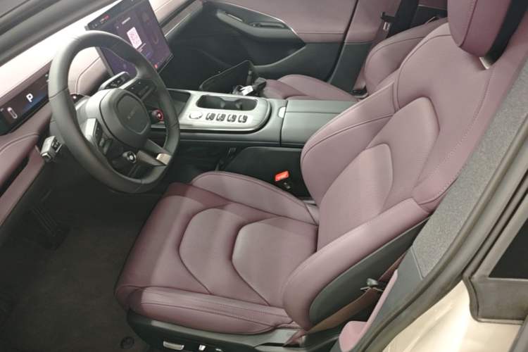 Used Xiaomi Auto SU7 2024 Rear-Drive Ultra-Long Range Advanced Pro-Level Intelligent Driving Version Left Front Seat