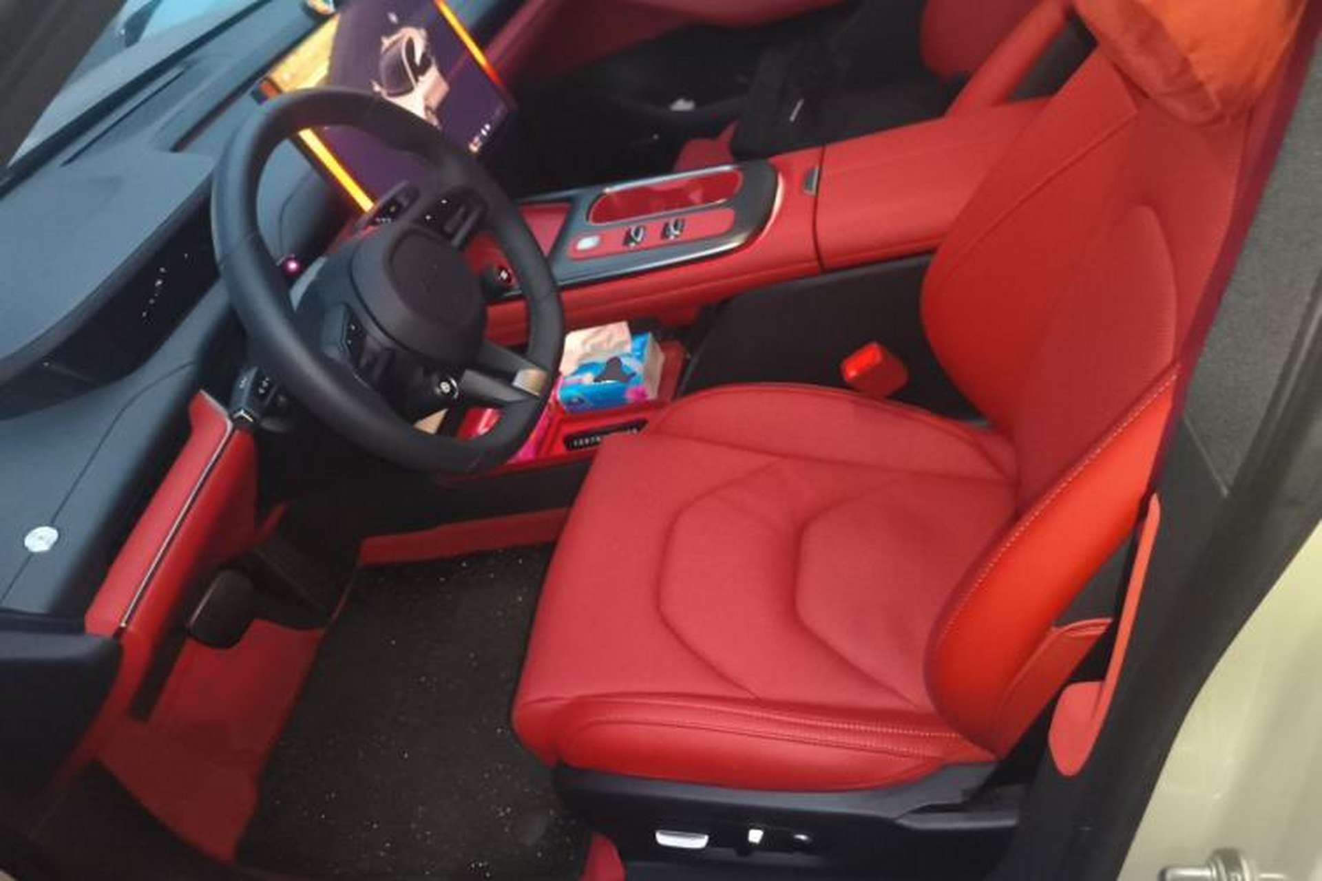 Used Xiaomi Auto SU7 2024 Rear-Drive Long-Range Intelligent Driving Version Left Front Seat