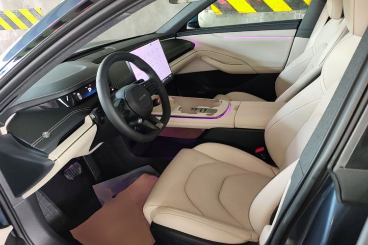 Used Xiaomi Auto SU7 2024 Rear-Drive Ultra-Long Range Advanced Pro-Level Intelligent Driving Version Left Front Seat