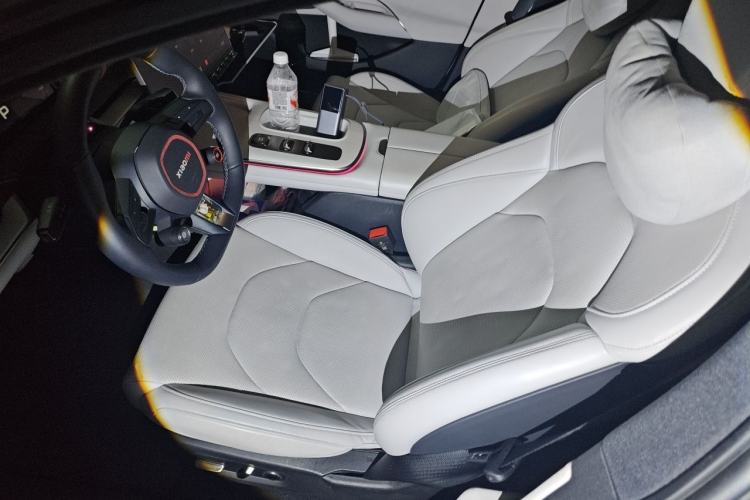 Used Xiaomi Auto SU7 2024 Rear-Drive Standard Founder Edition Left Front Seat