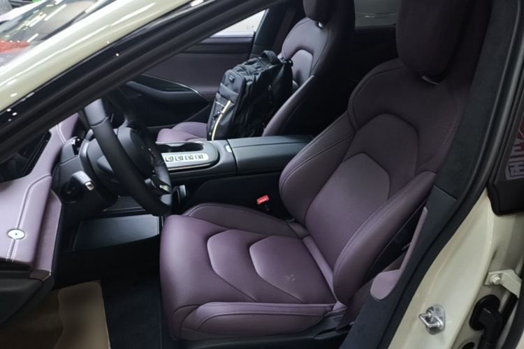 Used Xiaomi Auto SU7 2024 Four-Wheel Drive Ultra-Long Range Advanced Intelligent Driving Max Edition Left Front Seat
