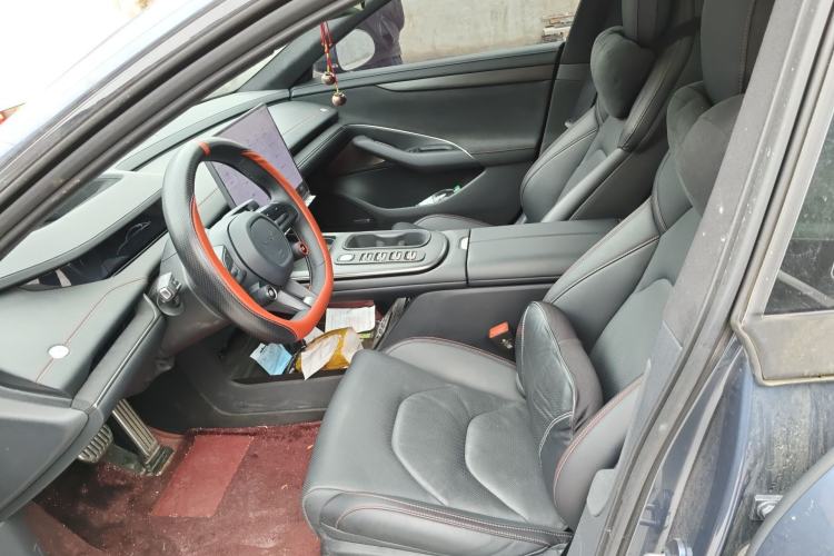 Used Xiaomi Auto SU7 2024 Four-Wheel Drive Ultra-Long Range Advanced Intelligent Driving Max Edition Left Front Seat