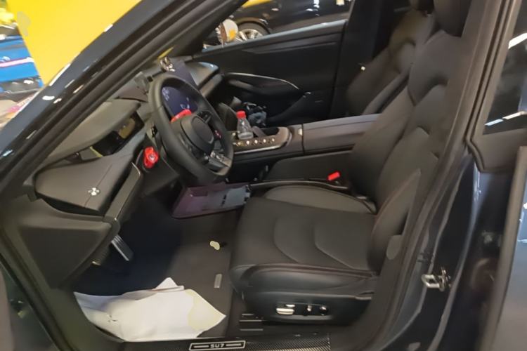 Used Xiaomi Auto SU7 2024 Four-Wheel Drive Ultra-Long Range Advanced Intelligent Driving Max Edition Left Front Seat