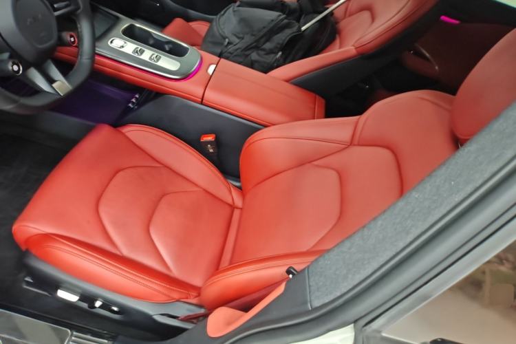 Used Xiaomi Auto SU7 2024 Rear-Drive Long-Range Intelligent Driving Version Left Front Seat