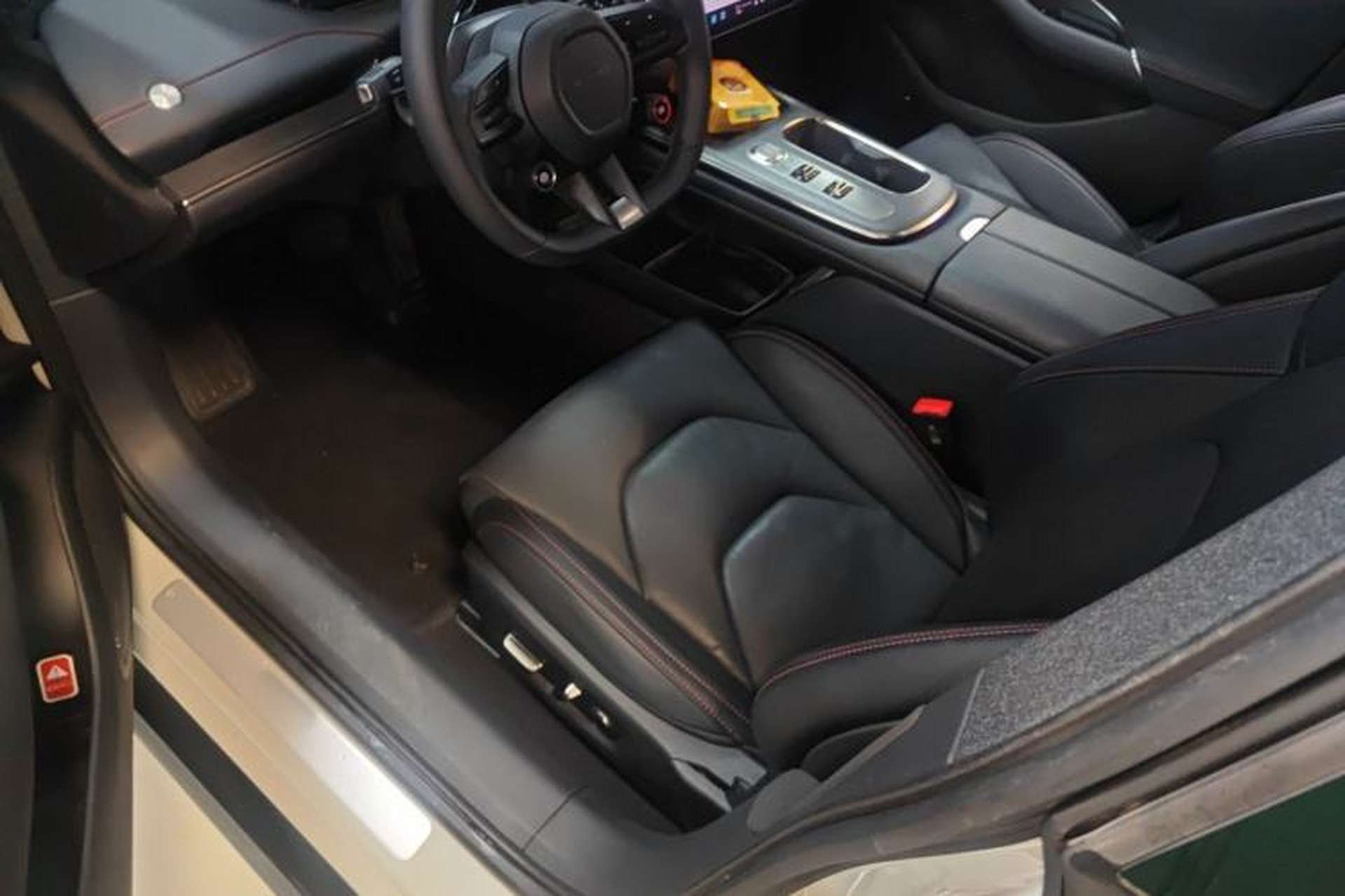 Used Xiaomi Auto SU7 2024 Rear-Drive Long-Range Intelligent Driving Version Left Front Seat
