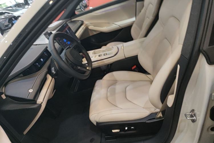 Used Xiaomi Auto SU7 2024 Rear-Drive Long-Range Intelligent Driving Version Left Front Seat