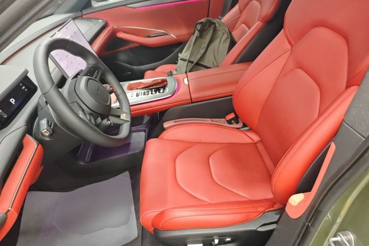 Used Xiaomi Auto SU7 2024 Rear-Drive Ultra-Long Range Advanced Pro-Level Intelligent Driving Version Left Front Seat