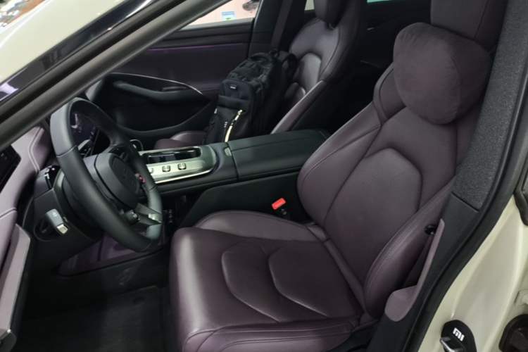 Used Xiaomi Auto SU7 2024 Rear-Drive Long-Range Intelligent Driving Version Left Front Seat