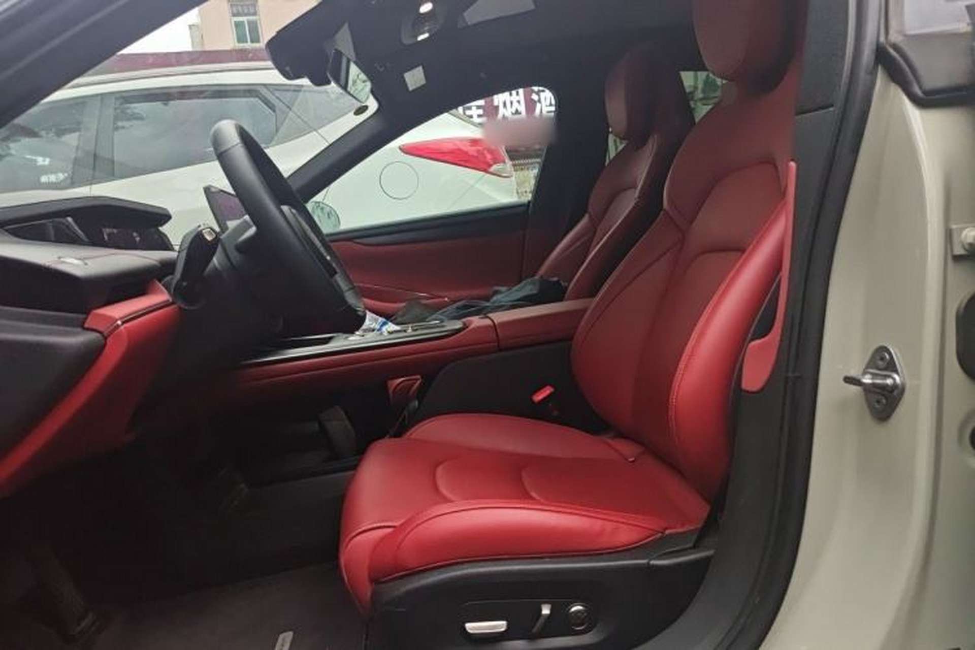 Used Xiaomi Auto SU7 2024 Rear-Drive Long-Range Intelligent Driving Version Left Front Seat