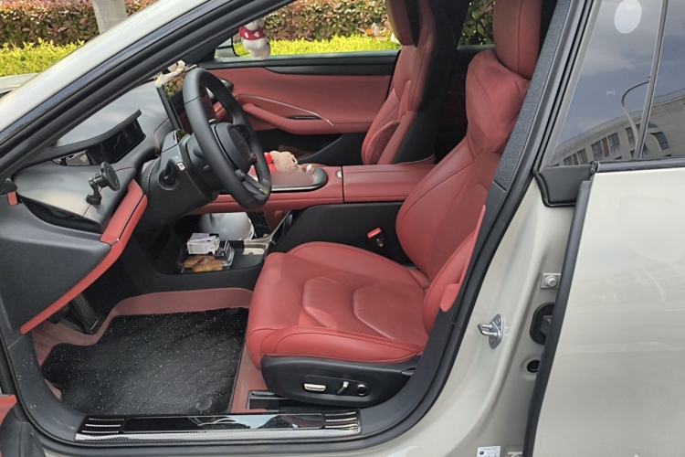 Used Xiaomi Auto SU7 2024 Rear-Drive Long-Range Intelligent Driving Version Left Front Seat