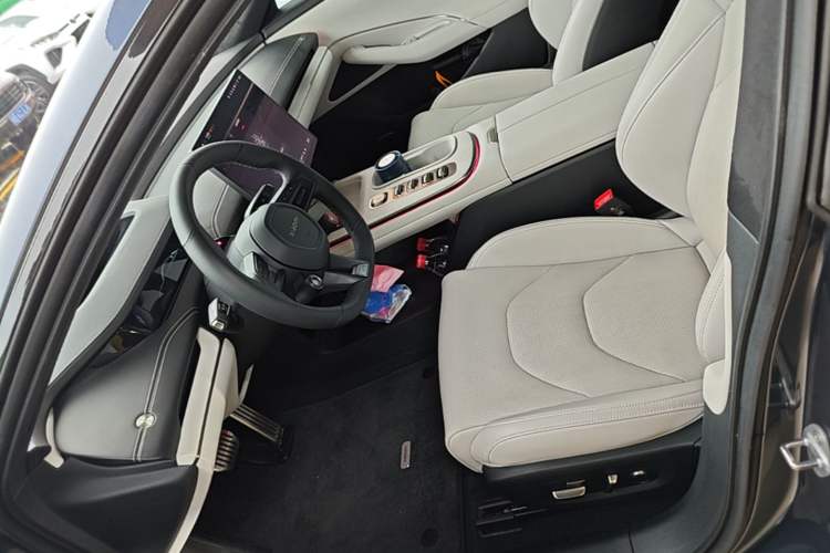 Used Xiaomi Auto SU7 2024 Four-Wheel-Drive Max Founder's Edition Left Front Seat