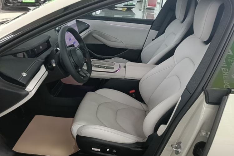 Used Xiaomi Auto SU7 2024 Rear-Drive Long-Range Intelligent Driving Version Left Front Seat
